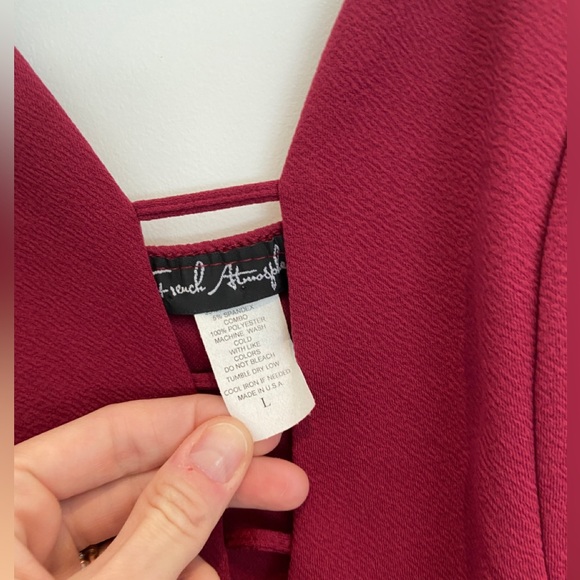 Red jumpsuit - Picture 4 of 4